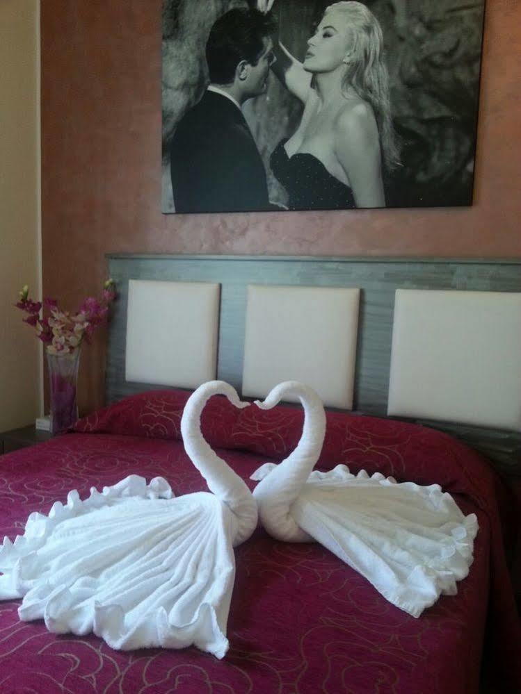 Residenza Elizabeth Otel Roma Dış mekan fotoğraf